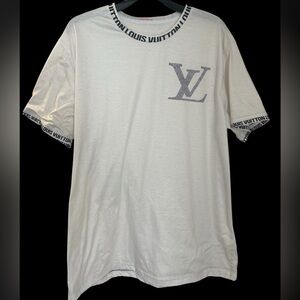 LV Shirt unisex